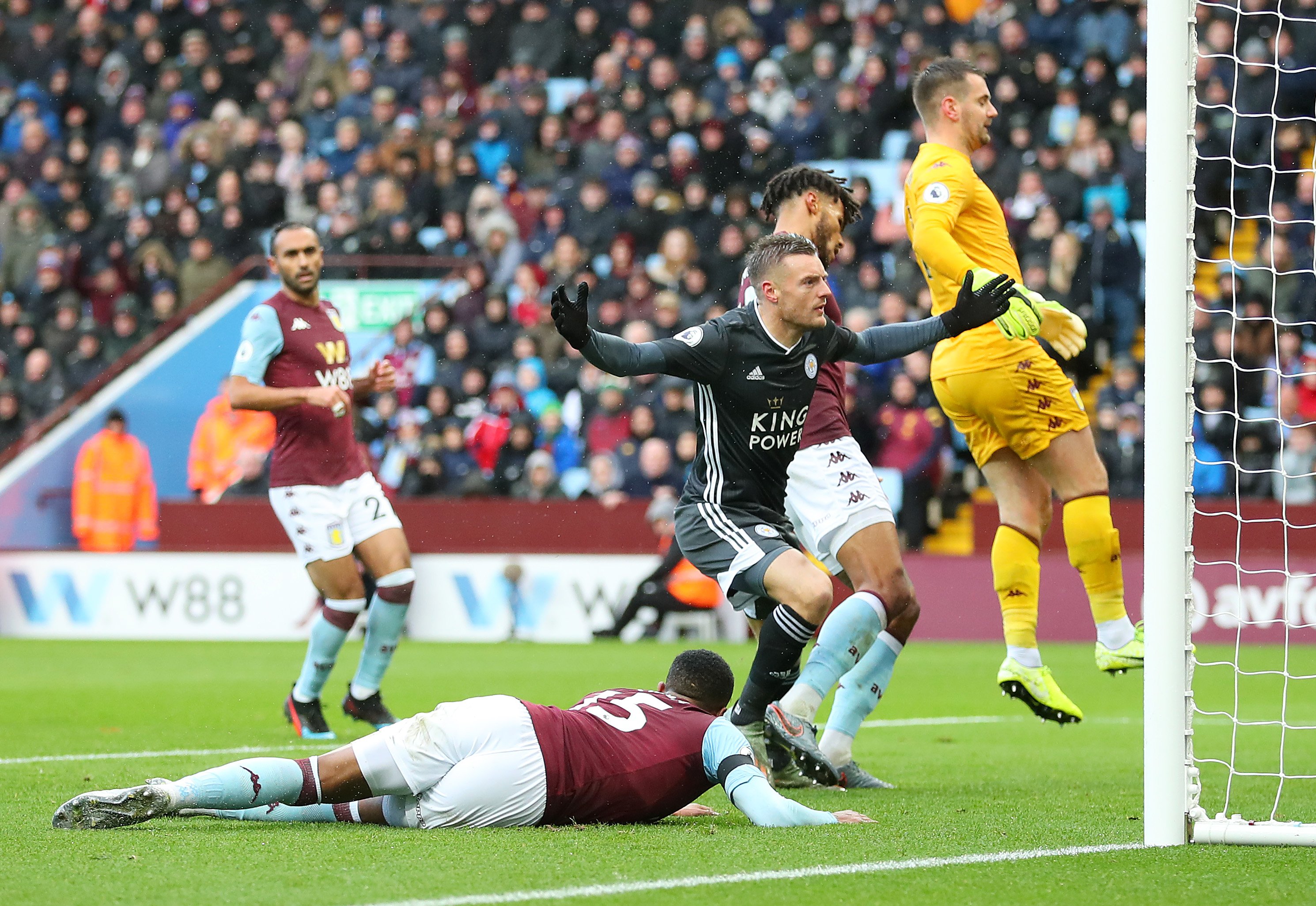 中门柱而未 中门柱而未